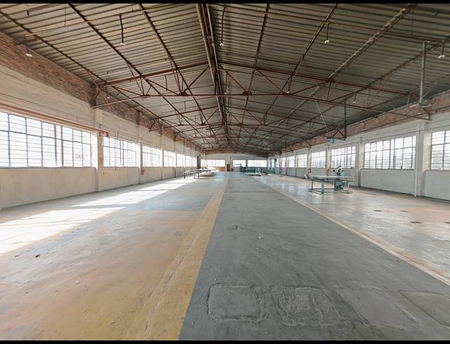 7,800M² FACTORY TO LET IN BOOYSENS